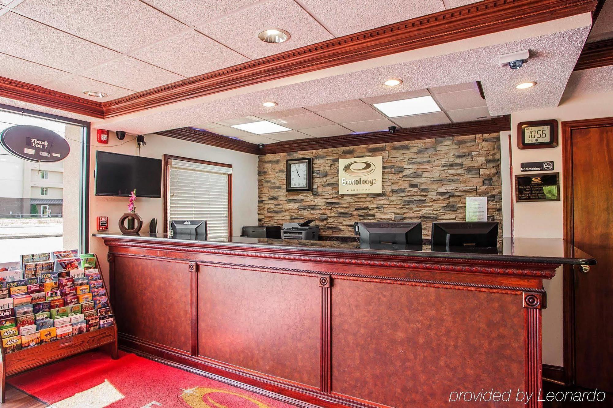 Econo Lodge Mount Laurel Exterior photo